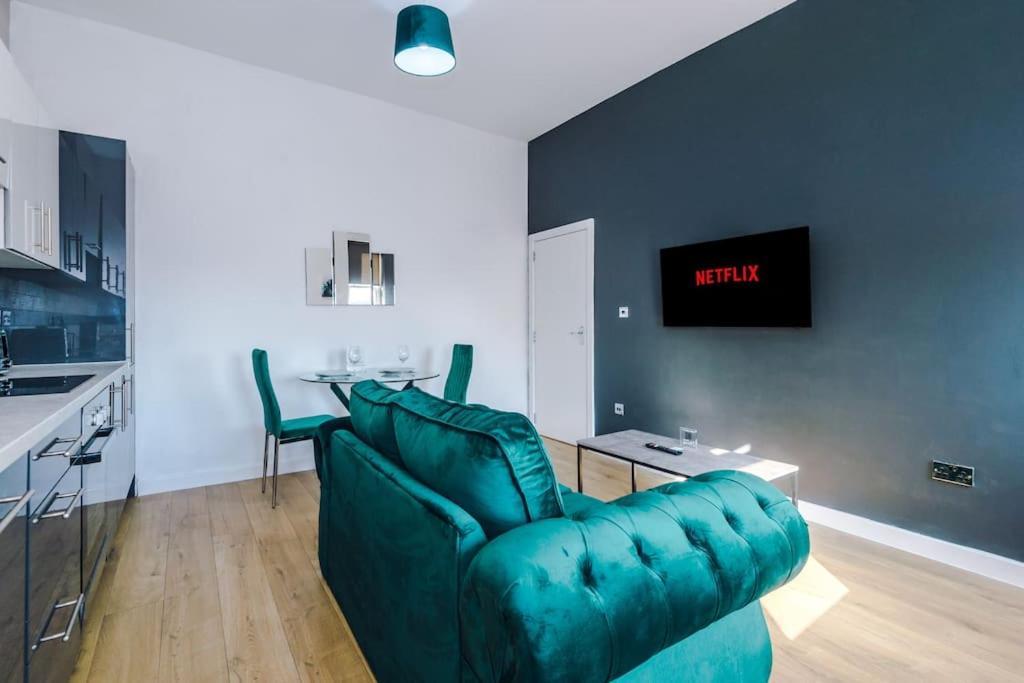 Stylish Apartment Located In The City Centre Of Liverpool Exterior foto